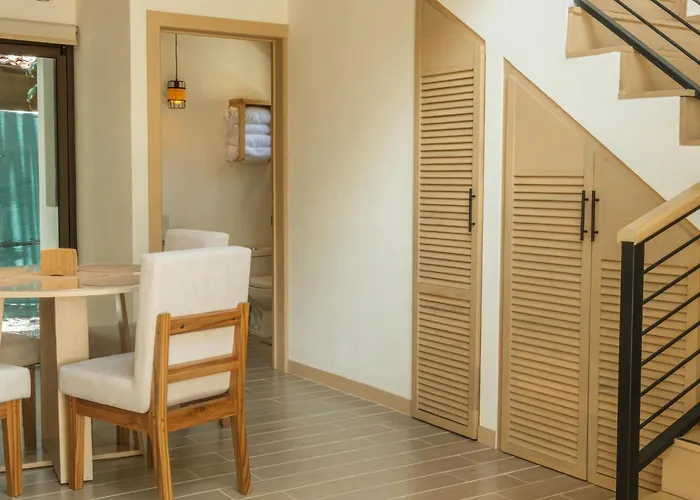 Tropical Hideaway Loft Hébergement de vacances Coco