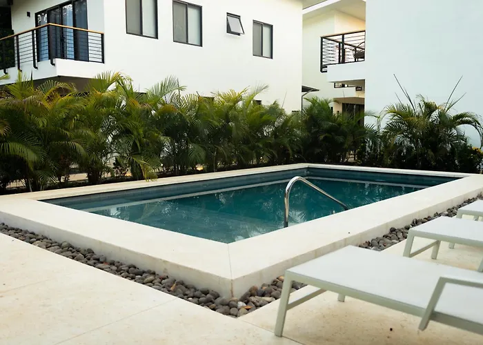 Tropical Hideaway Loft *